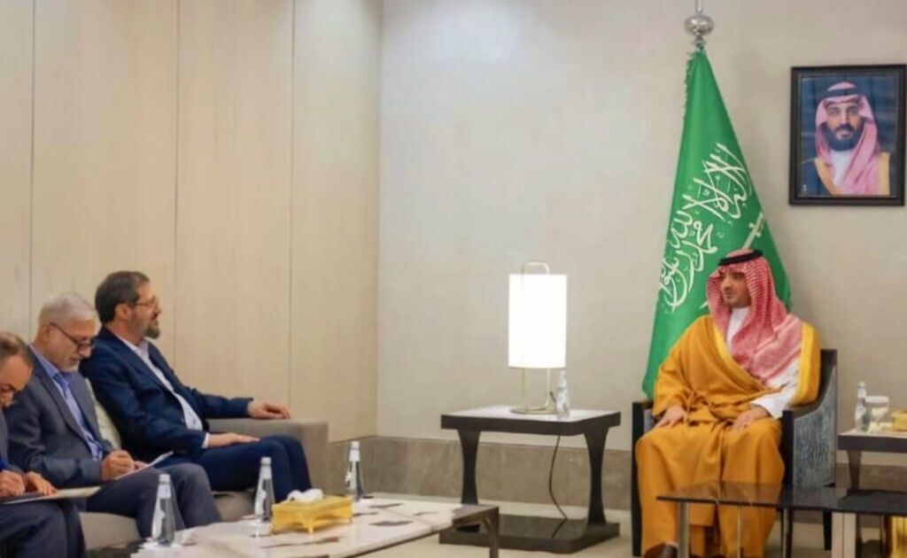 وزير الداخلية السعودي: العلاقات الحسنة بين ايران والسعودية تعود بالنفع على العالم الاسلامي