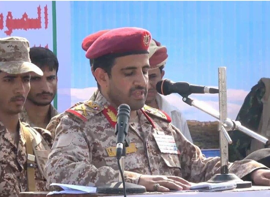 القوات اليمنية توجه رسالة للقسام: معكم بميدان المعركة ونشد على أيديكم الطاهرة